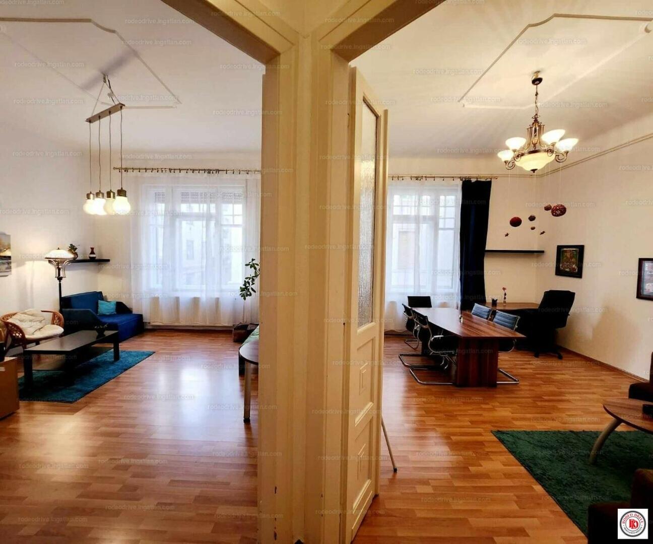 Kriszti Appartement Boedapest Buitenkant foto