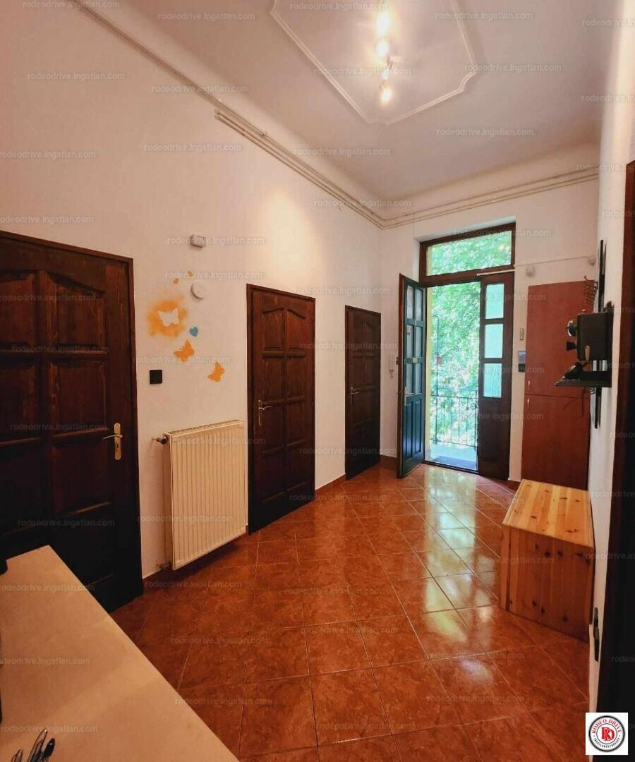 Kriszti Appartement Boedapest Buitenkant foto
