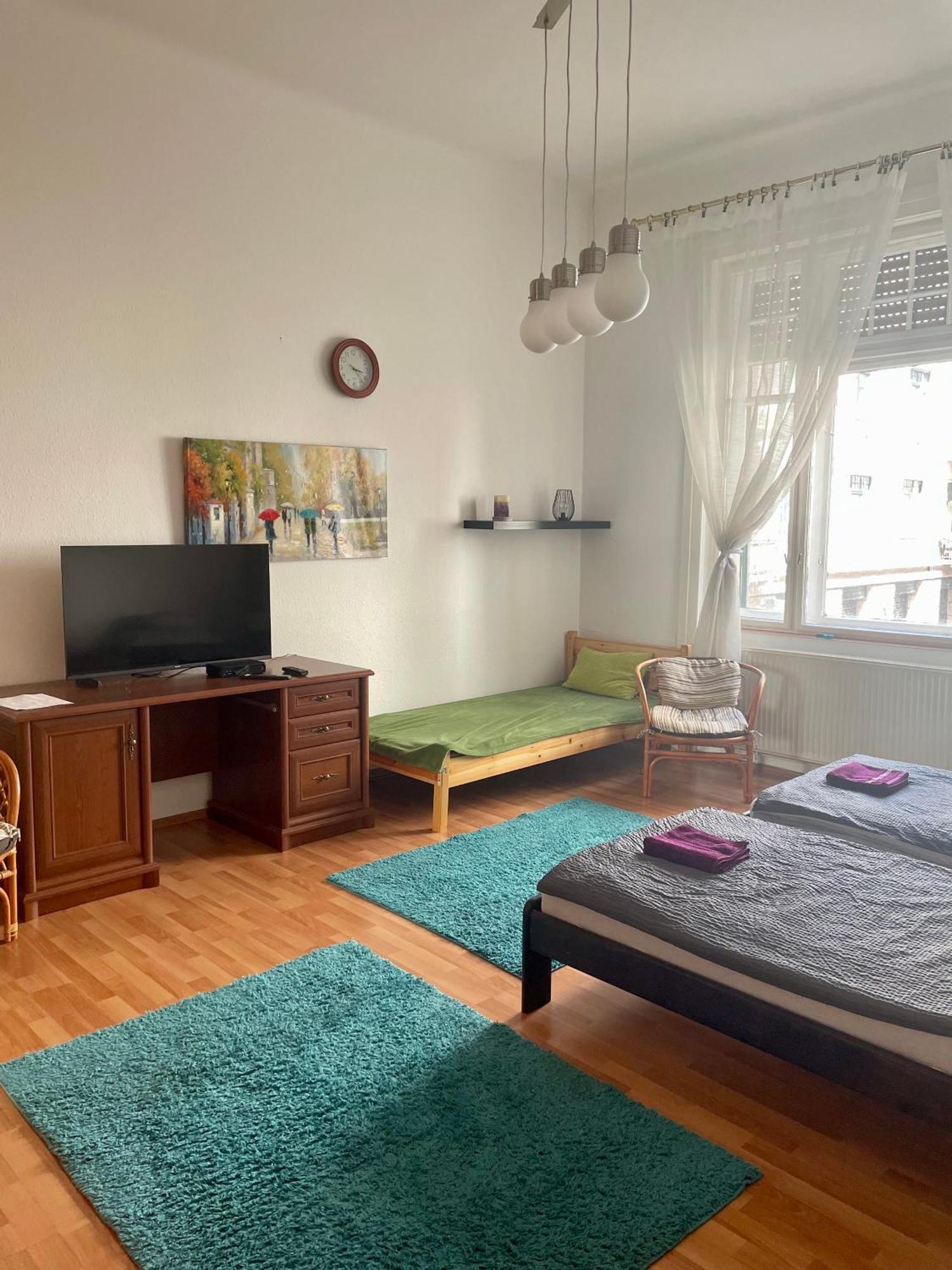 Kriszti Appartement Boedapest Buitenkant foto
